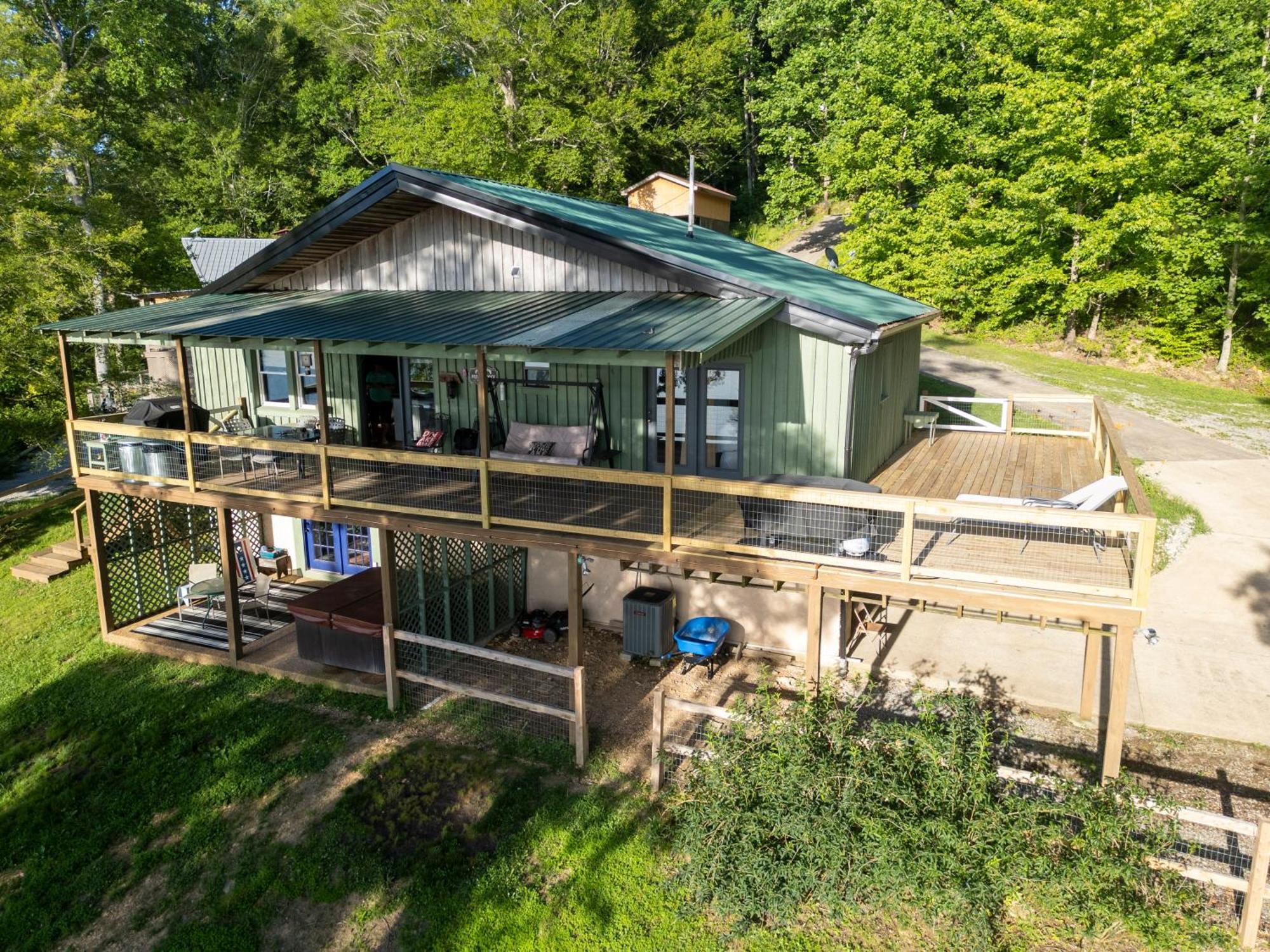 Fox Berry Hill - Lakefront With Dock, Launch & Hot Tub Waverly Exterior foto